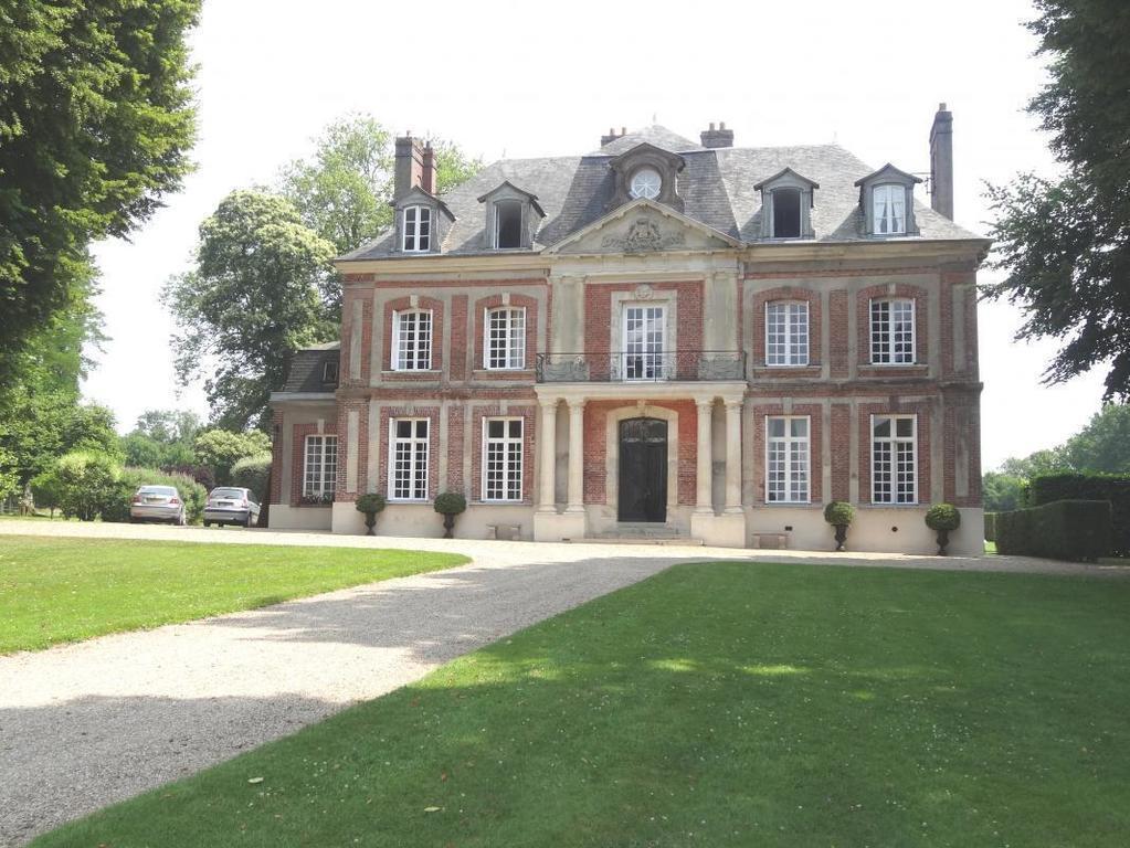Chateau De Maillot Bonneville-la-Louvet Ngoại thất bức ảnh